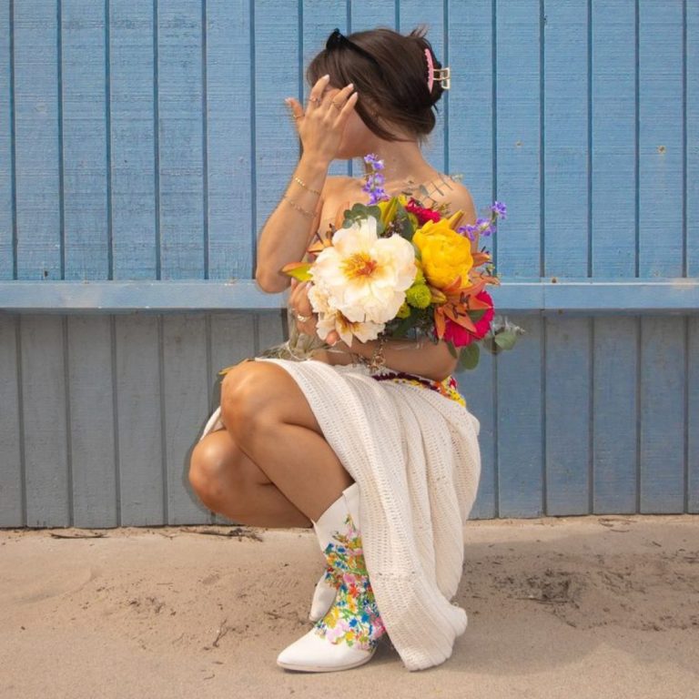 Spring Staples : Your Ultimate Guide to Spring Fashion Basics – Mind Style